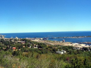 A view of Duluth from Enger Park