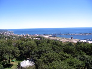 A view of Duluth from Enger Tower