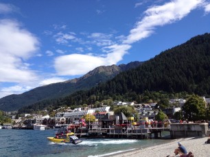 Lakefront in Queenstown