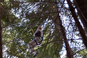 She did not authorize the inclusion of this photo